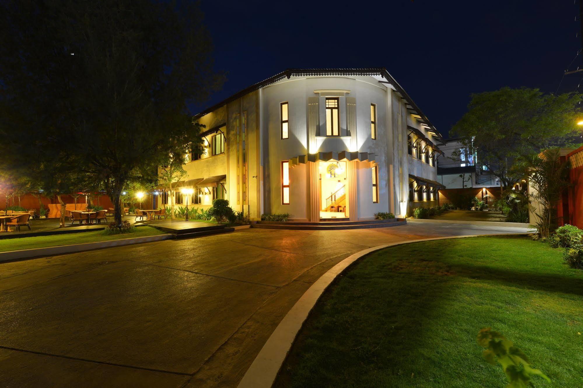 Hotel Amazing Mandalay Exterior photo